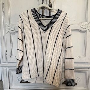 Women's White and Black Striped Sweater